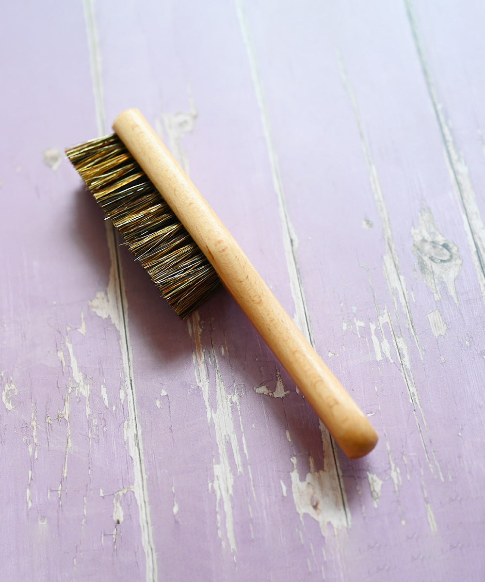 Finest by Hillbrush Clothes Brush